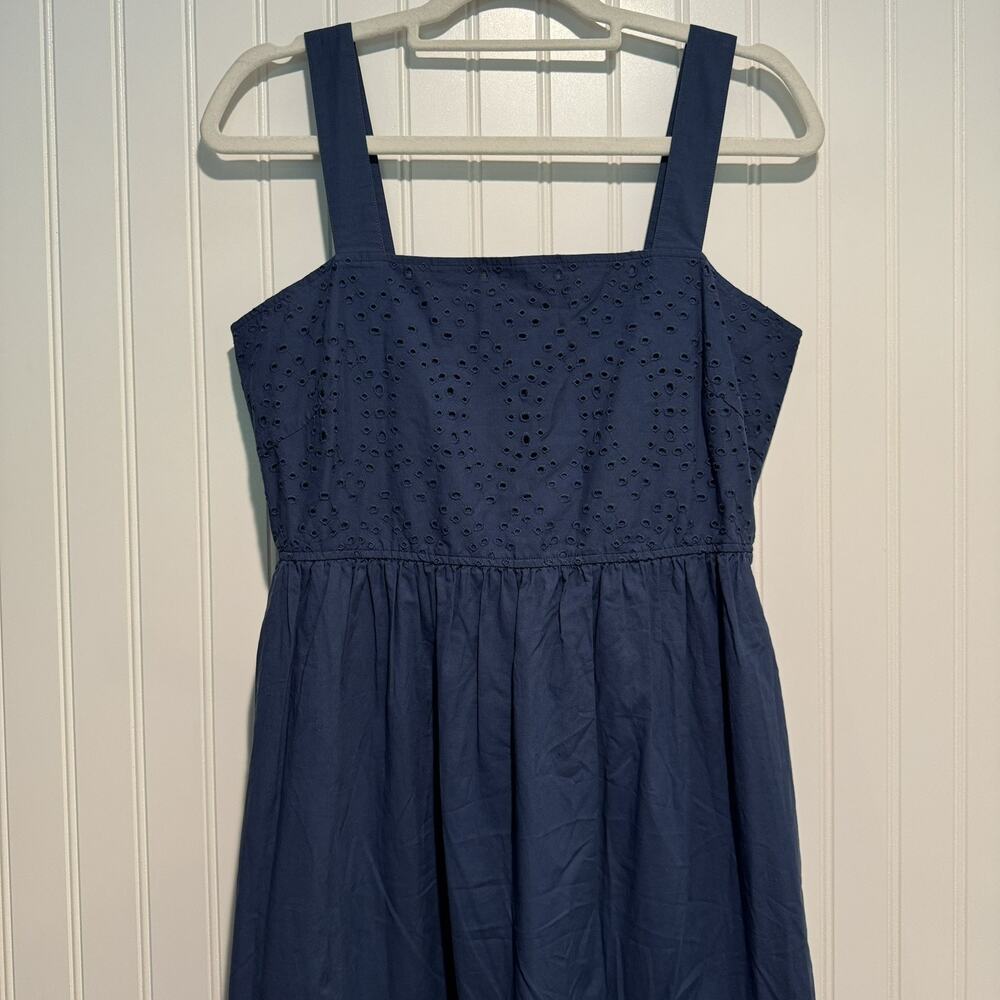 Uniqlo Blue Cotton Embroidered Smocked Eyelet Lace Dress NEW Size Medium - Picture 3 of 8
